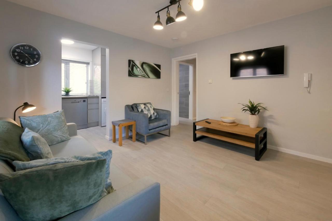 Crewe Short Lets 6 Victoria Court, Crewe Apartman Kültér fotó